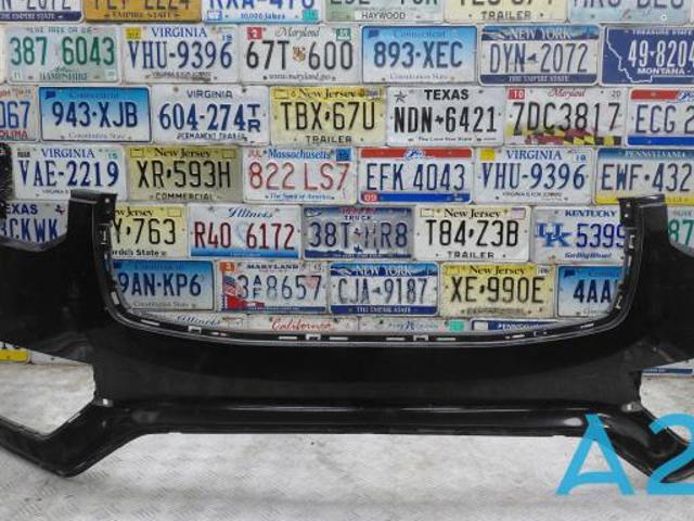 Передний бампер 39799463 VOLVO