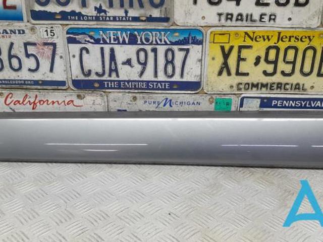 VOLVO 39842969 Накладка двери передней левой в наличии Каменское