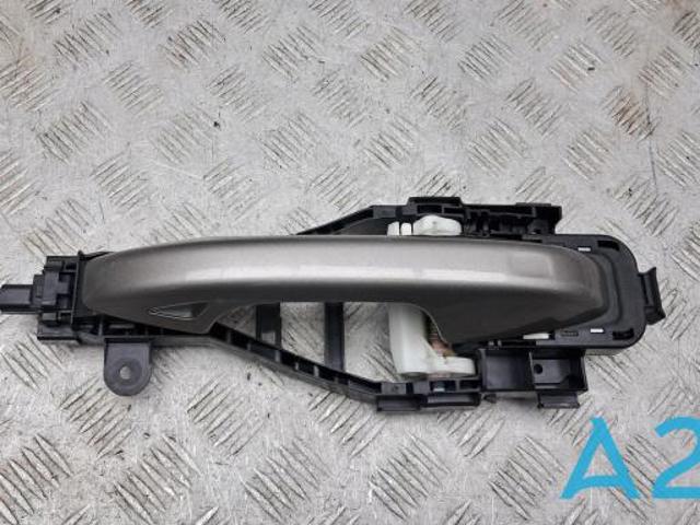 VOLVO 39849157 Ручка двери левой наружная передняя/задняя в наличии Ужгород