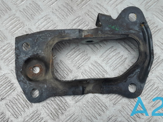 3C0505129B Кронштейн задней балки купить Павлоград