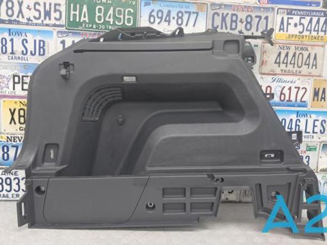 Облицовка багажного отсека, левая 3CM867427B82V VAG