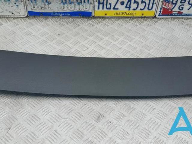 Обшивка-облицовка пятой двери 3CM86770782V VAG