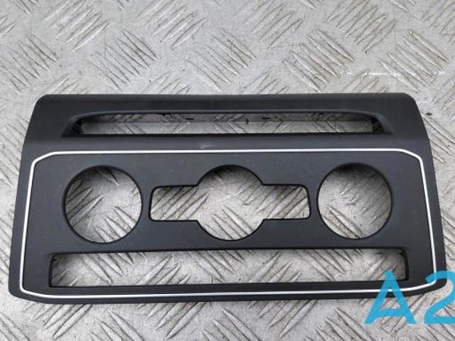 Накладка декоративная центральной консоли 3CN863042DICL VAG