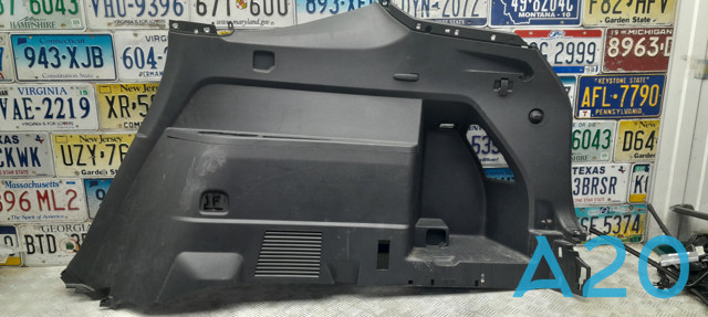 Облицовка багажного отсека, правая 3CN86703482V VAG