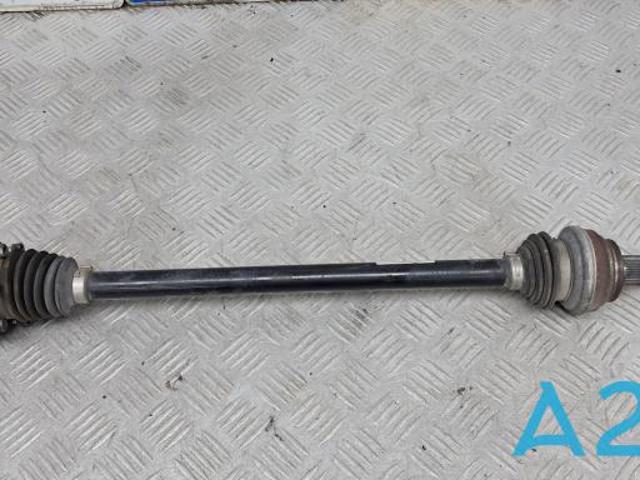 Полуось задняя, правая 3Q0501204B VAG