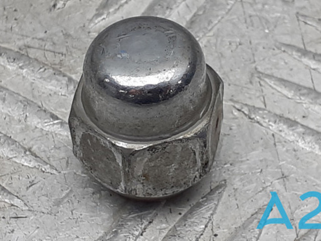 Гайка колесная 40224ZN50A NISSAN