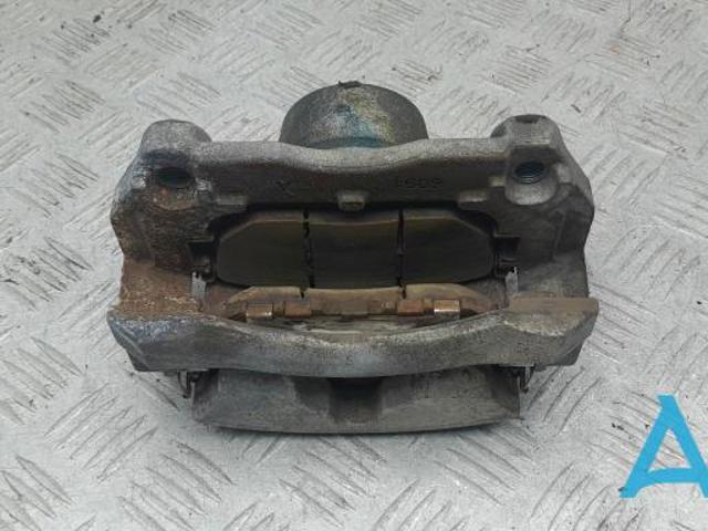 Суппорт тормозной передний правый 410016RR0A NISSAN