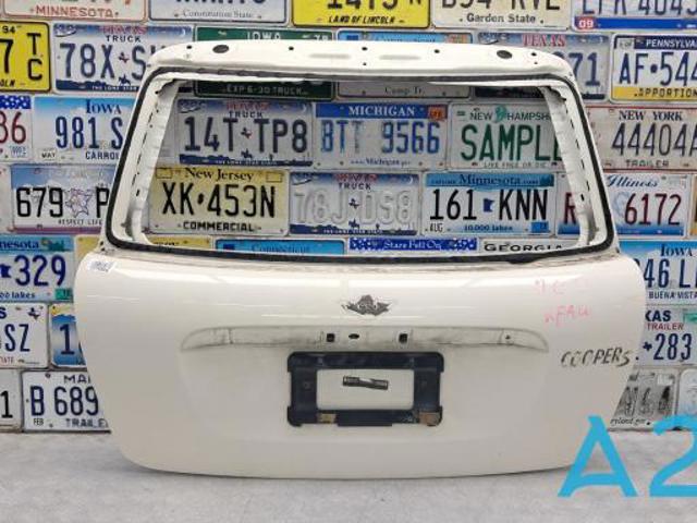 Задняя ляда 41002752015 BMW