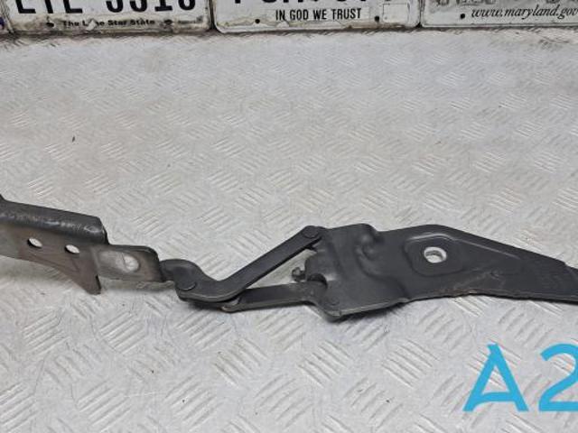Шарнир капота левый 41007198617 BMW