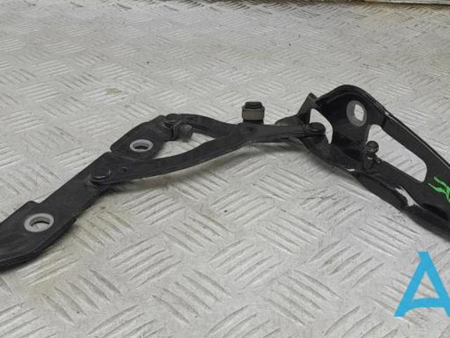 Детали багажника (петли и упор крышки) 41007373848 BMW