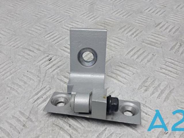 Петля передней двери, левой 41007377545 BMW