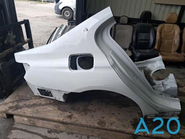 Крыло правое заднее 41007413220 BMW