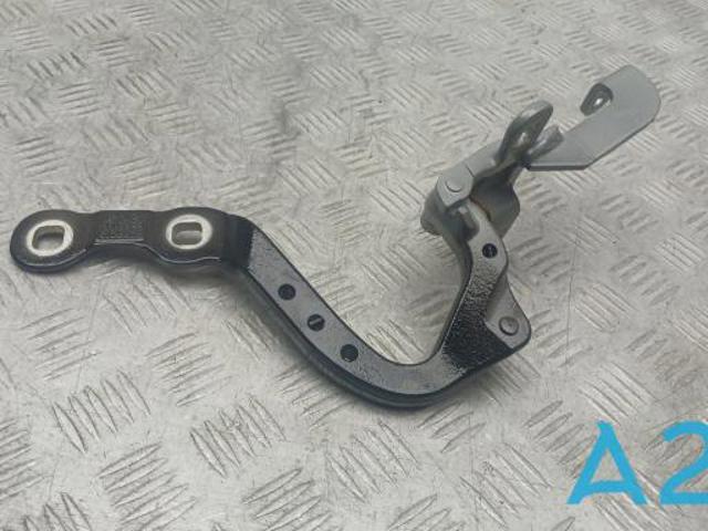 Петля задней багажной, 3/5 -ой двери 41007494943 BMW