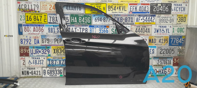 Пассажирская передняя дверь 41009628746 BMW