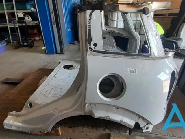 Боковина кузова в сборе 41009811553 BMW