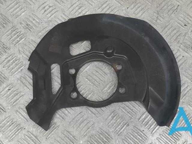 Кожух тормозного диска переднего правого 411514BT0A NISSAN
