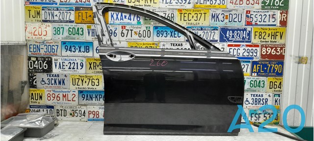 Пассажирская передняя дверь 41525A2A388 BMW
