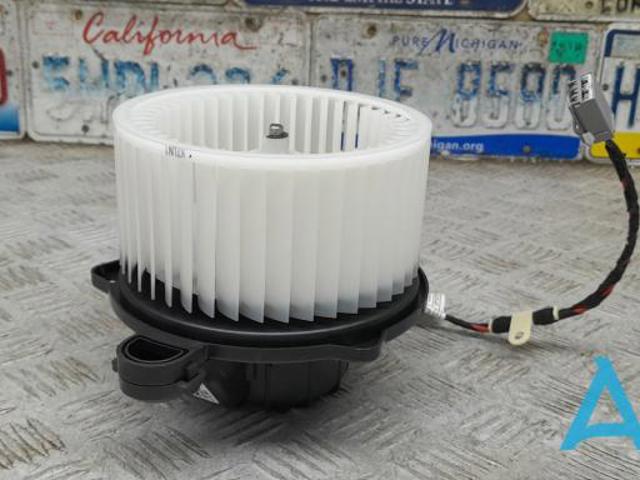 Электромотор печки 42341642 GM