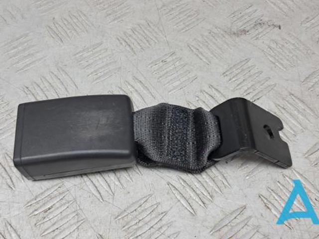 Рычаг фиксации ремня безопасности задний правый 42781300 GM