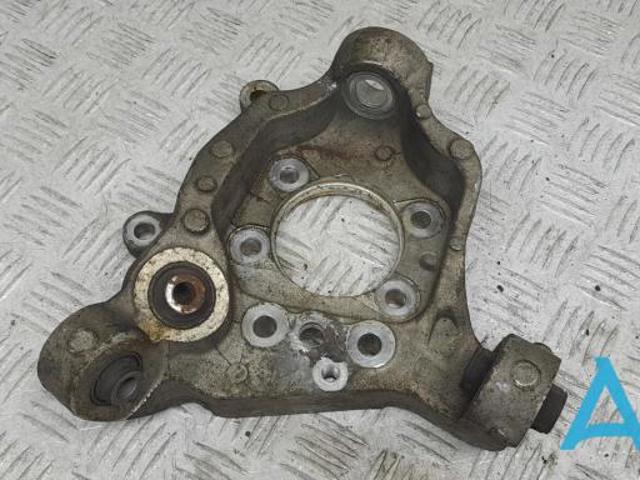 Цапфа поворотного кулака 430181AA0A NISSAN