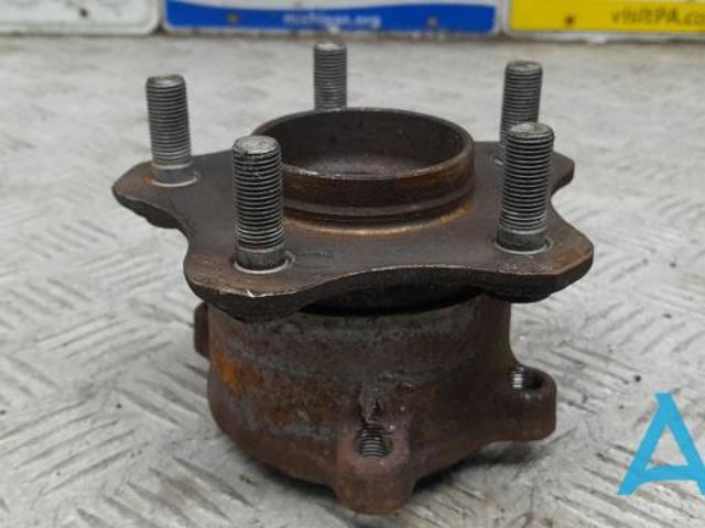 Ступица заднего колеса 432023JA0B NISSAN