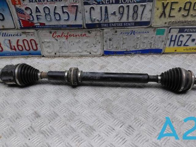 Вал приводной правый 4341047040 TOYOTA