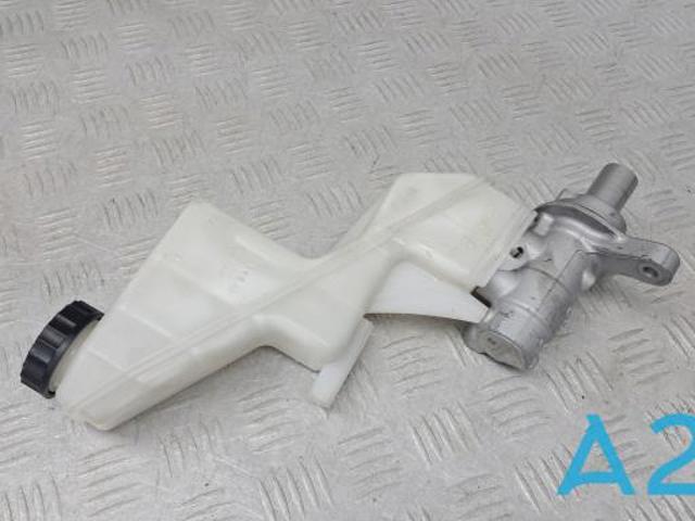 Цилиндр главный тормоза (гидротормозов) 460106RR0A NISSAN