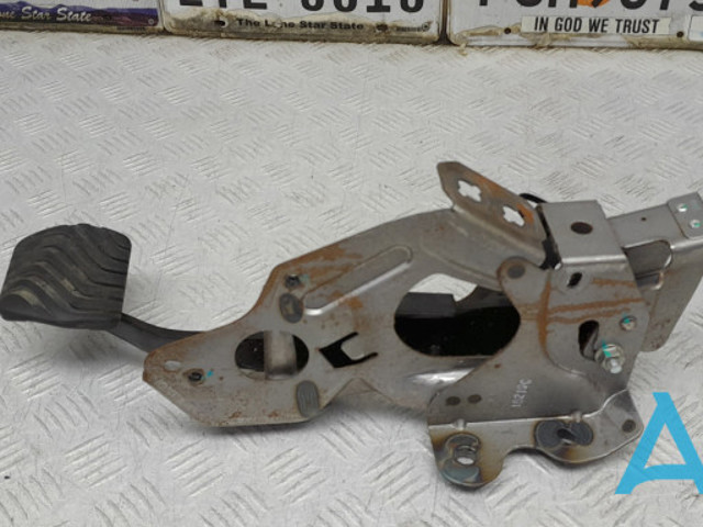 Педаль тормоза 465014BA0B NISSAN