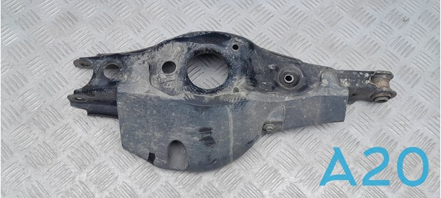 Рычаг задней подвески нижний, левый 4874075010 TOYOTA
