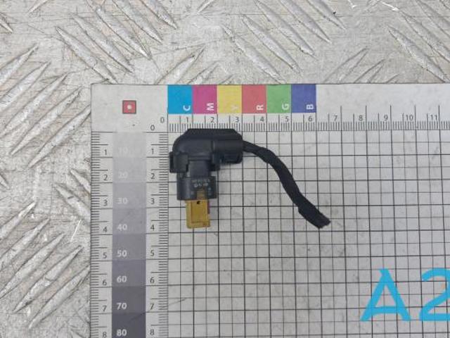 Разъем (фишка) универсальный 4F0973702A VAG