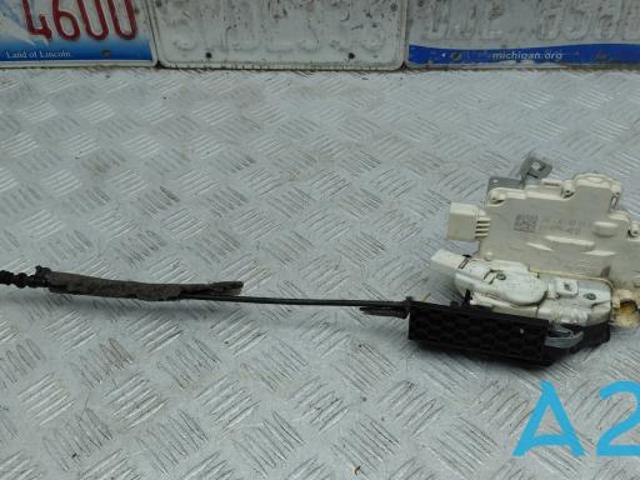 Замок двери водителя 4G1837015 VAG