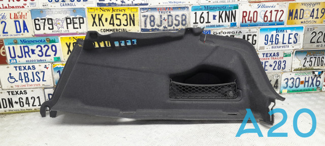 Облицовка багажного отсека, правая 4G5863888A36R VAG
