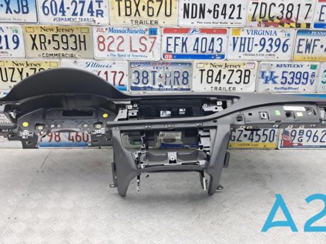 Панель приборная торпеды 4G8857001M24A VAG
