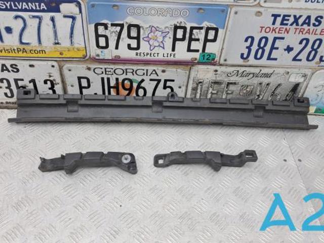 Абсорбер бампера переднего 4KE807912A VAG
