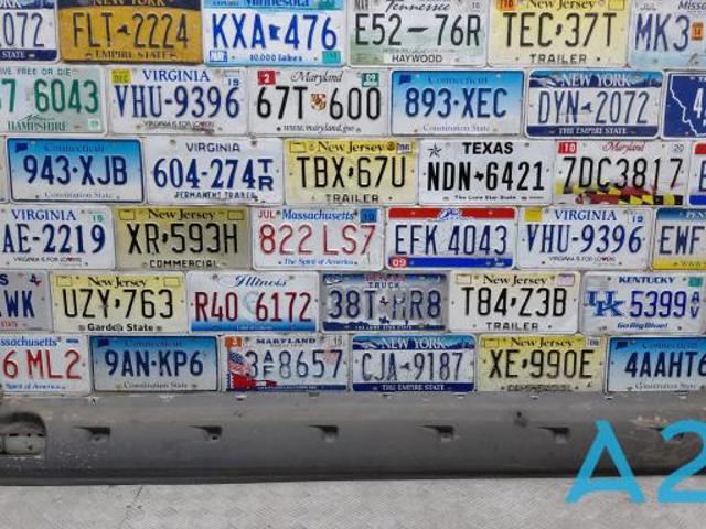 Защита днища, левая 4KE825207A VAG