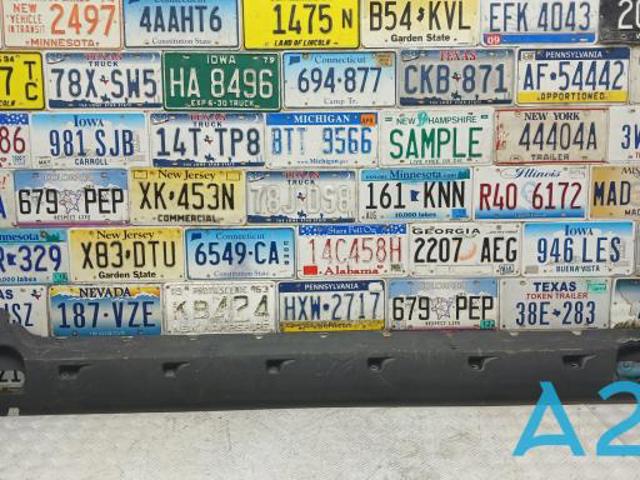 Защита днища, правая 4KE825208B VAG