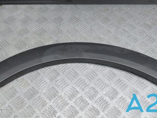 Молдинг арки колеса заднего, правый 4KE853818AGRU VAG