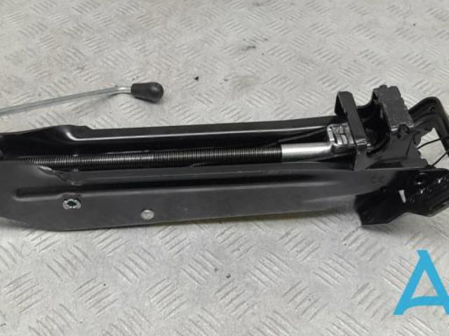Домкрат автомобильный 4L0011031E VAG