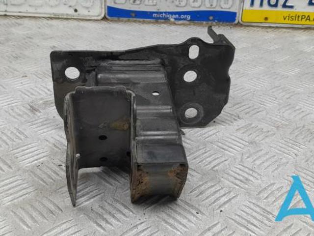 Кронштейн усилителя переднего бампера 4L0807133A VAG