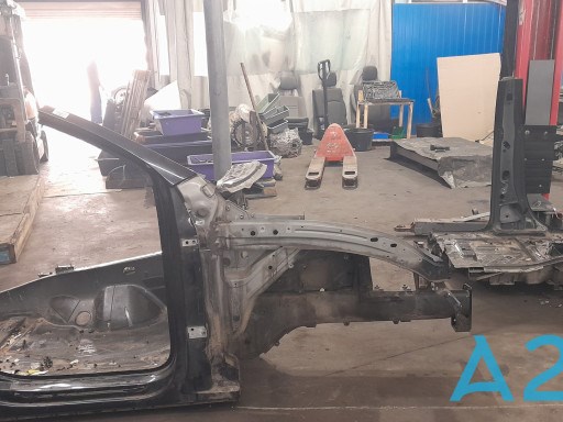 4L0809838 Проем передней правой двери купить Полтава
