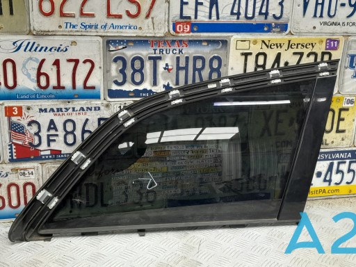 Стукло багажника, правое 4L0845300RNVB VAG