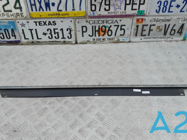 4L0853763E2ZZ VAG Молдинг стекла заднего левый купить в Житомир