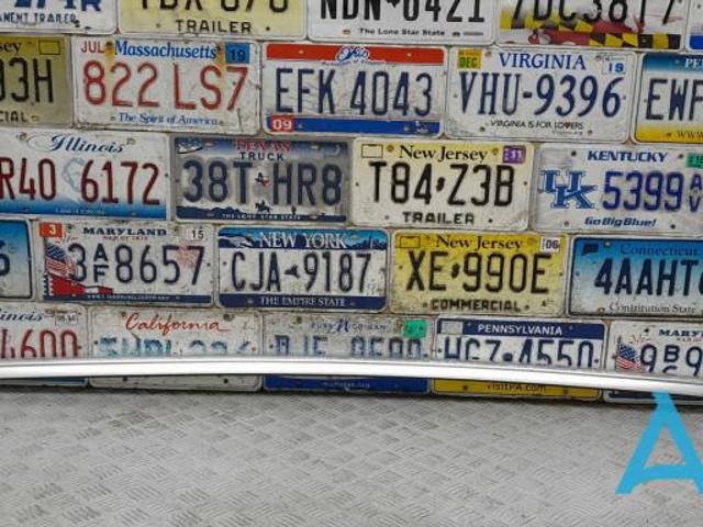 Автомобильный рейлинг на крышу правый 4L0860022Q2ZZ VAG