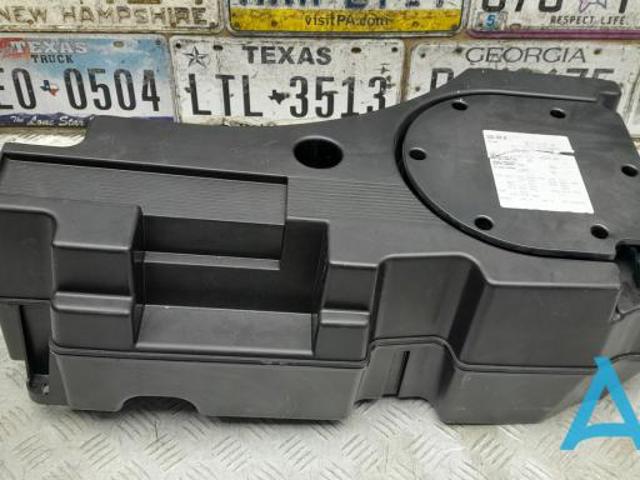 4M0035621A VAG купить в Черкассы