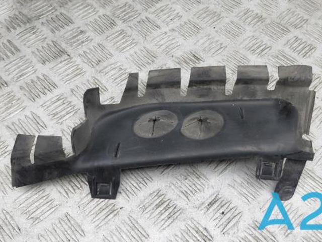 VAG 4M0121283CB Верхний дефлектор радиатора в наличии Черкассы