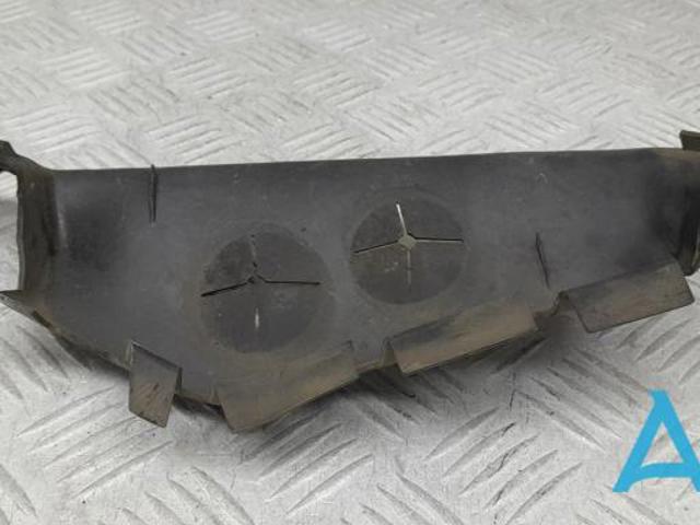 4M0121284CB VAG Верхний дефлектор радиатора купить в Черновцы