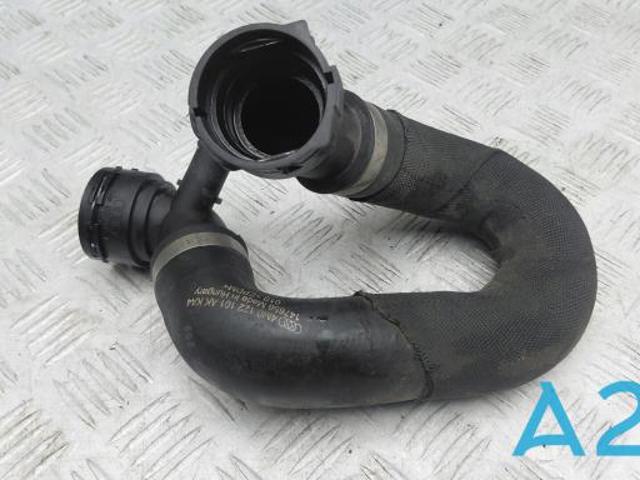 VAG 4M0122101AK Шланг (патрубок) радиатора охлаждения верхний в наличии Ужгород