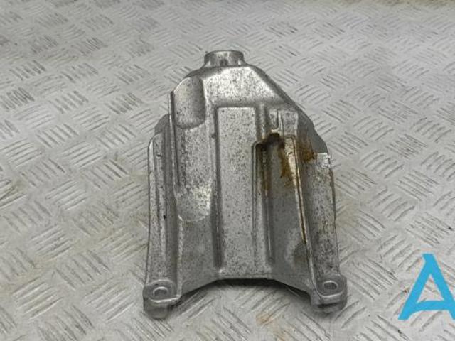 Кронштейн подушки (опоры) двигателя, левой 4M0199307BM VAG