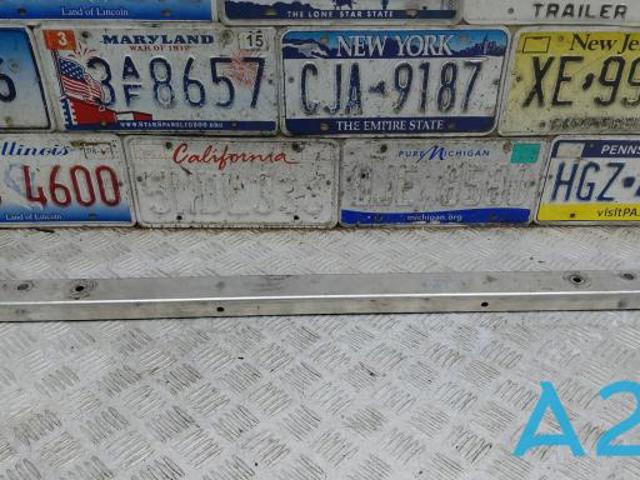 Кронштейн усилителя переднего бампера 4M0802507B VAG