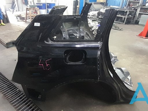Крыло правое заднее 4M0809838 VAG